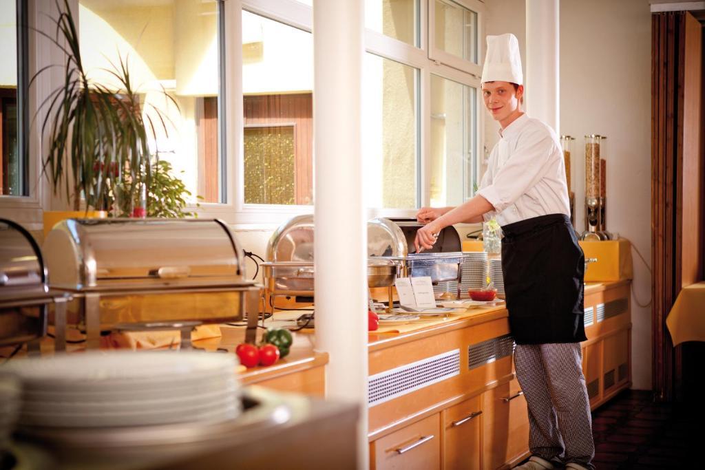 Hotel Restaurant Florianihof Mattersburg Extérieur photo