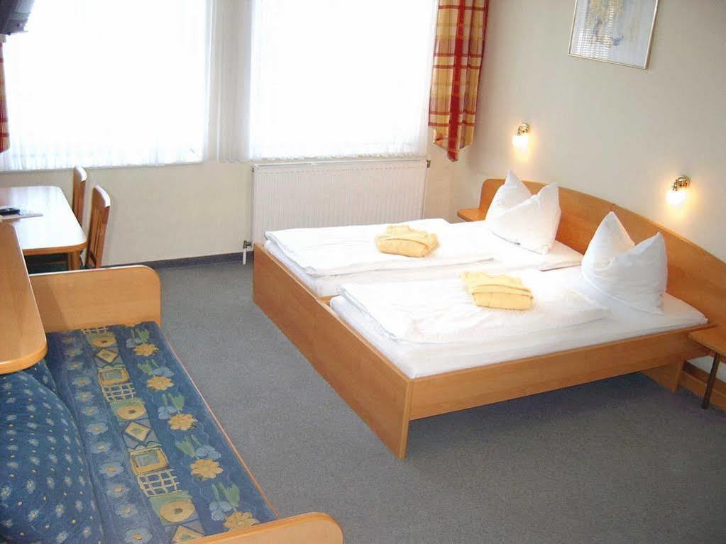 Hotel Restaurant Florianihof Mattersburg Extérieur photo